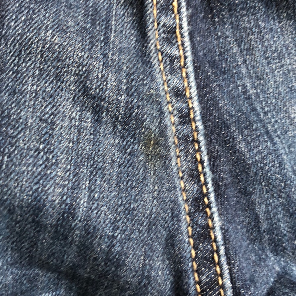 dark wash American eagle jean shorts - Picture 6 of 6